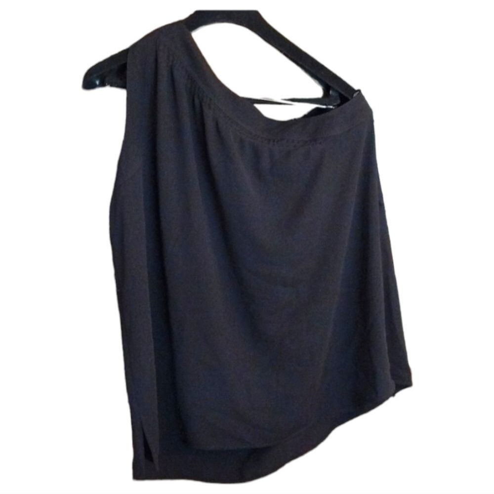 NWT Chico's Black Label Cold Shoulder Top, Size 3, Black